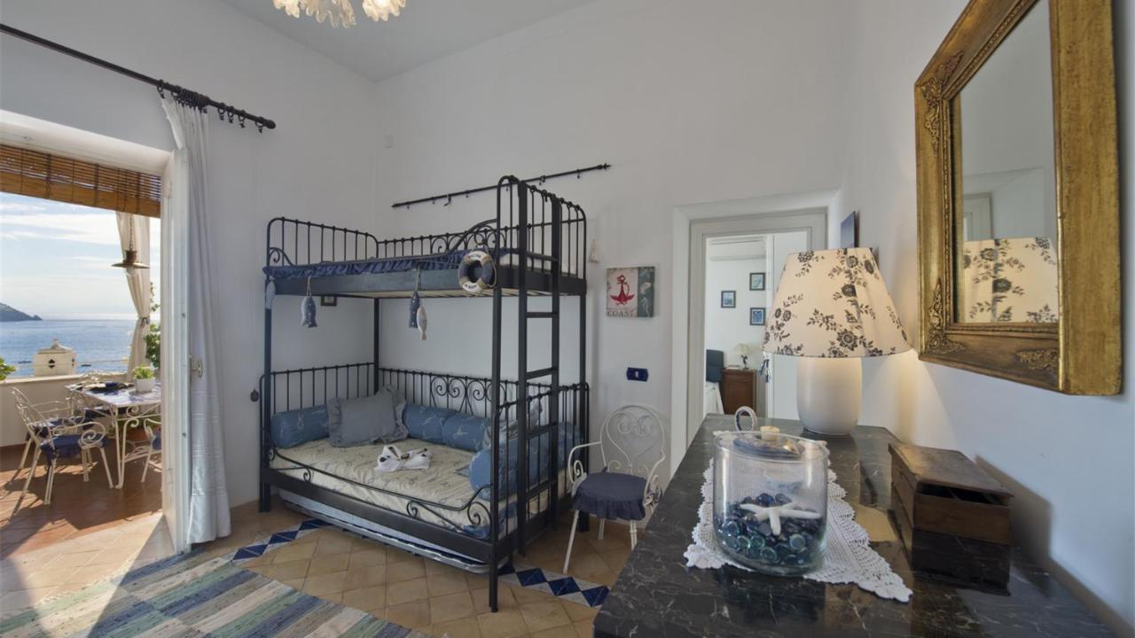 פוזיטנו Casa Noemi 4&2, Emma Villas מראה חיצוני תמונה